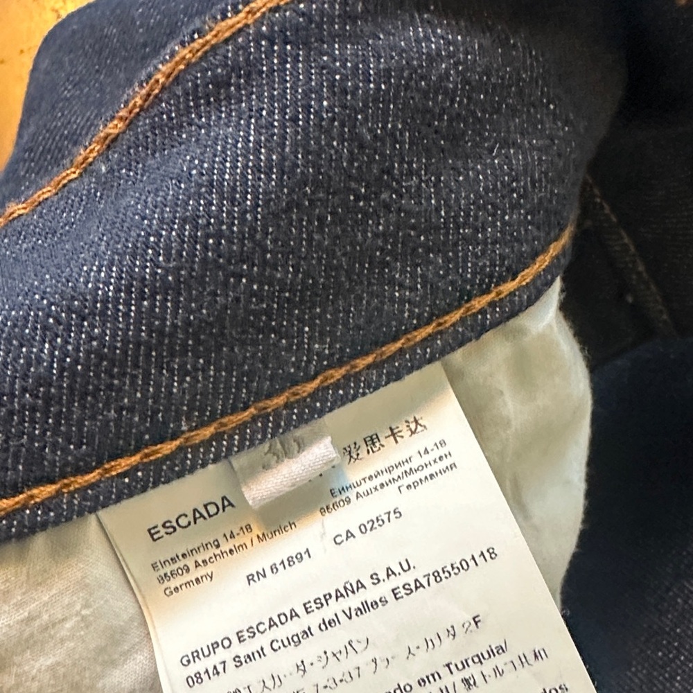 Escada women Deep Indigo Jeans - Picture 10 of 16